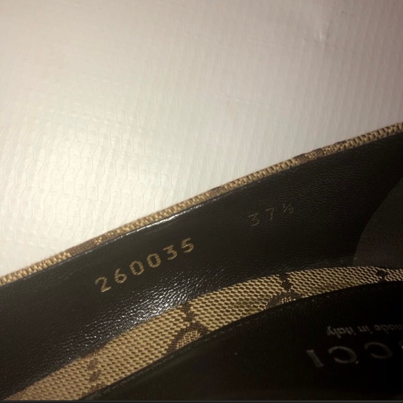 💕GUCCI monogram horse bit heels size 37.5🎉 - Picture 3 of 4